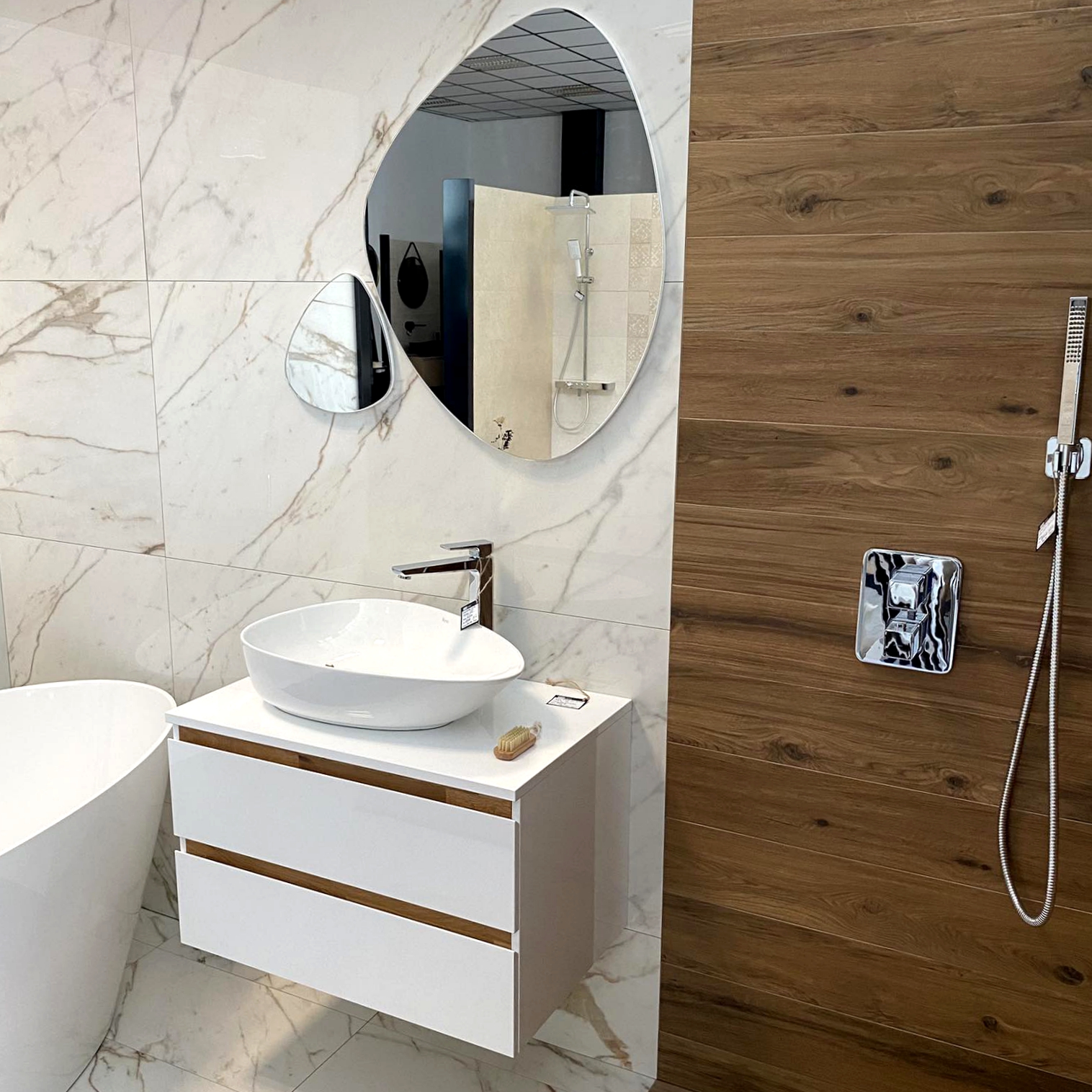 огледала и мебели за баня по поръчка обзавеждане за баня Пловдив Studio Sense