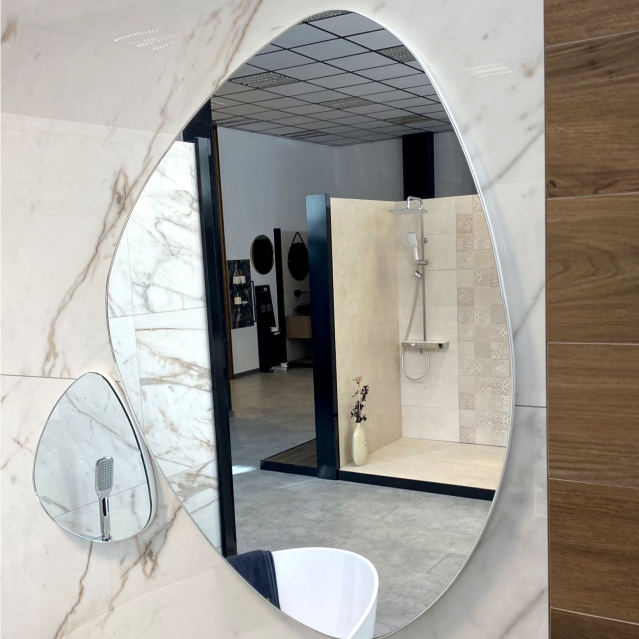 нестандартни огледала за баня поръчка обзавеждане за баня Пловдив Studio Sense